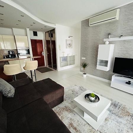 Marina Bay Apartman Budapest Exterior photo